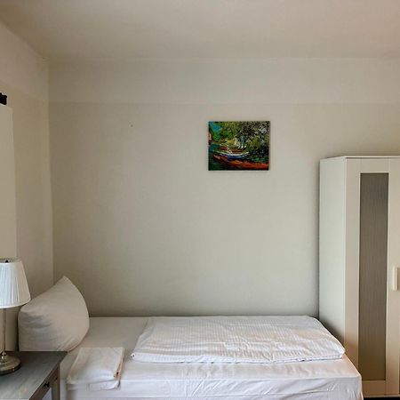 Aparthouse Graf-Adolf Дюселдорф Екстериор снимка